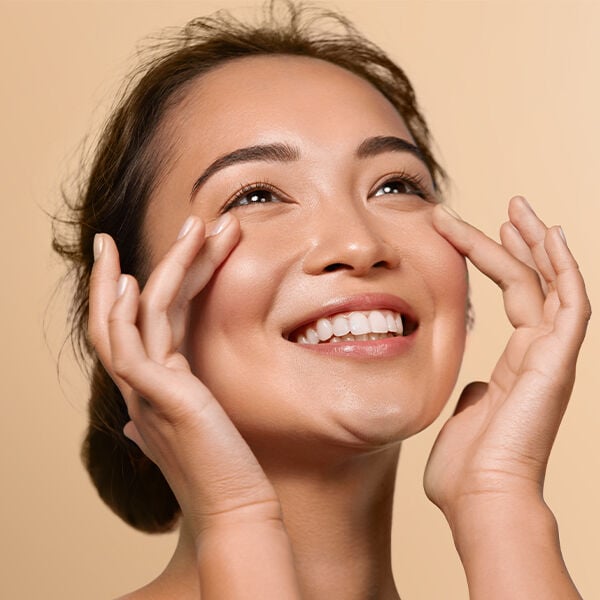  5 TIPS FOR TAKING CARE OF SENSITIVE SKIN